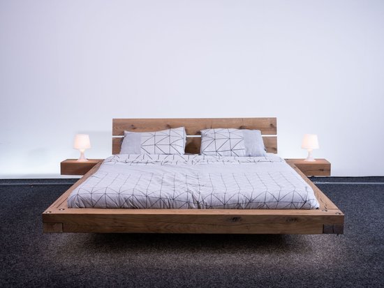 Houten bed - zwevend eiken bed - 200 200 - persoons bed - inclusief nachtkastje