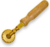 Bol.com Professioneel deeggrammetje stervormpjes van messing en natuurlijk hout met Gratis Verzending pasta roller aanbieding